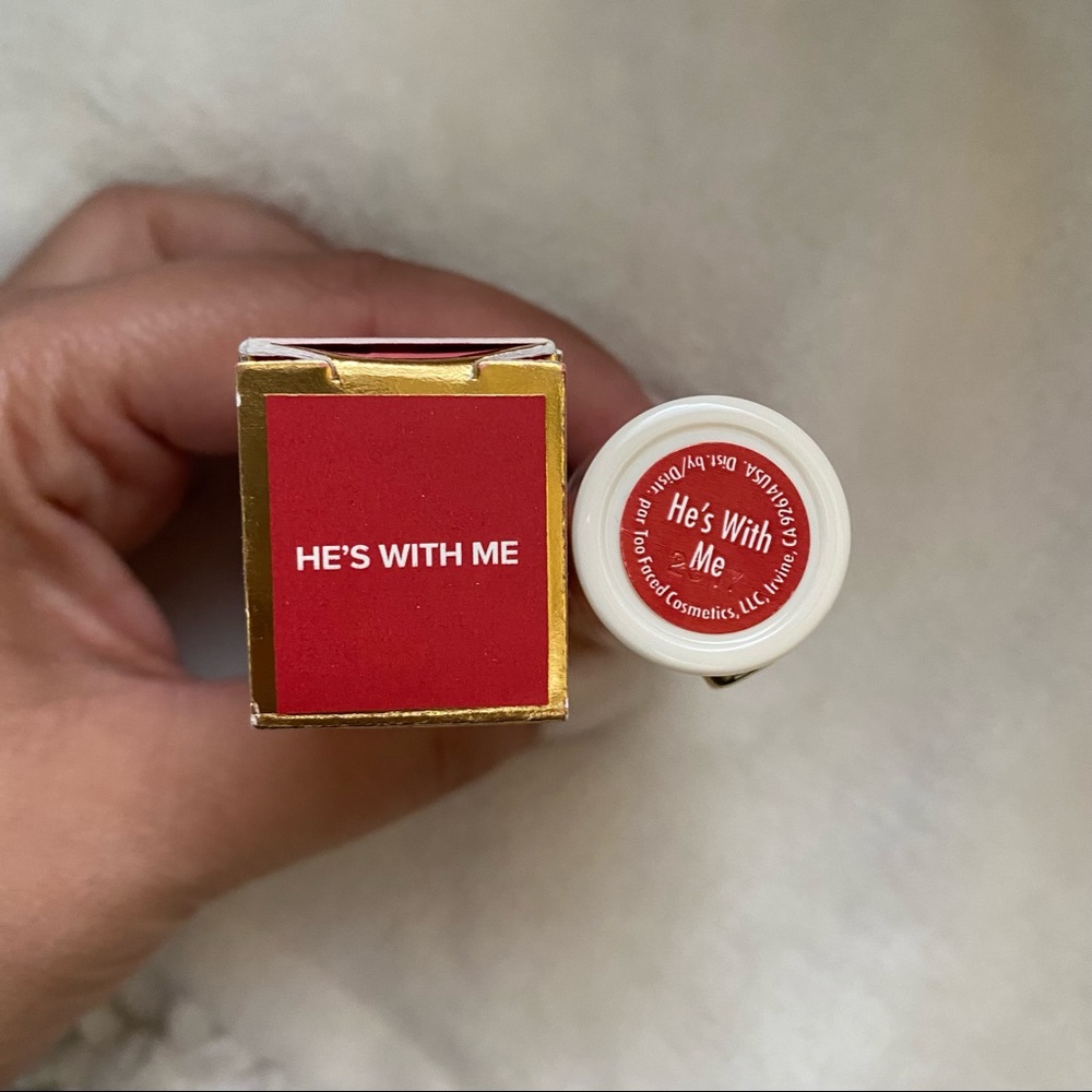 Too faced peach kiss lipstick - Picture 2 of 4
